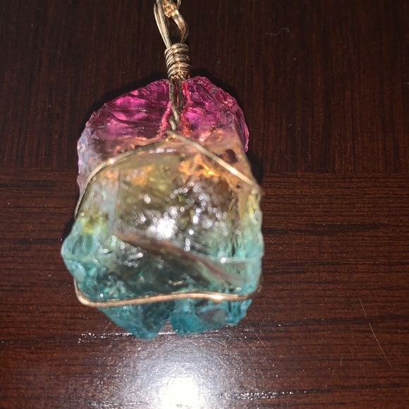 Chakra Rainbow Quartz Rock Necklace - Picture 3 of 3